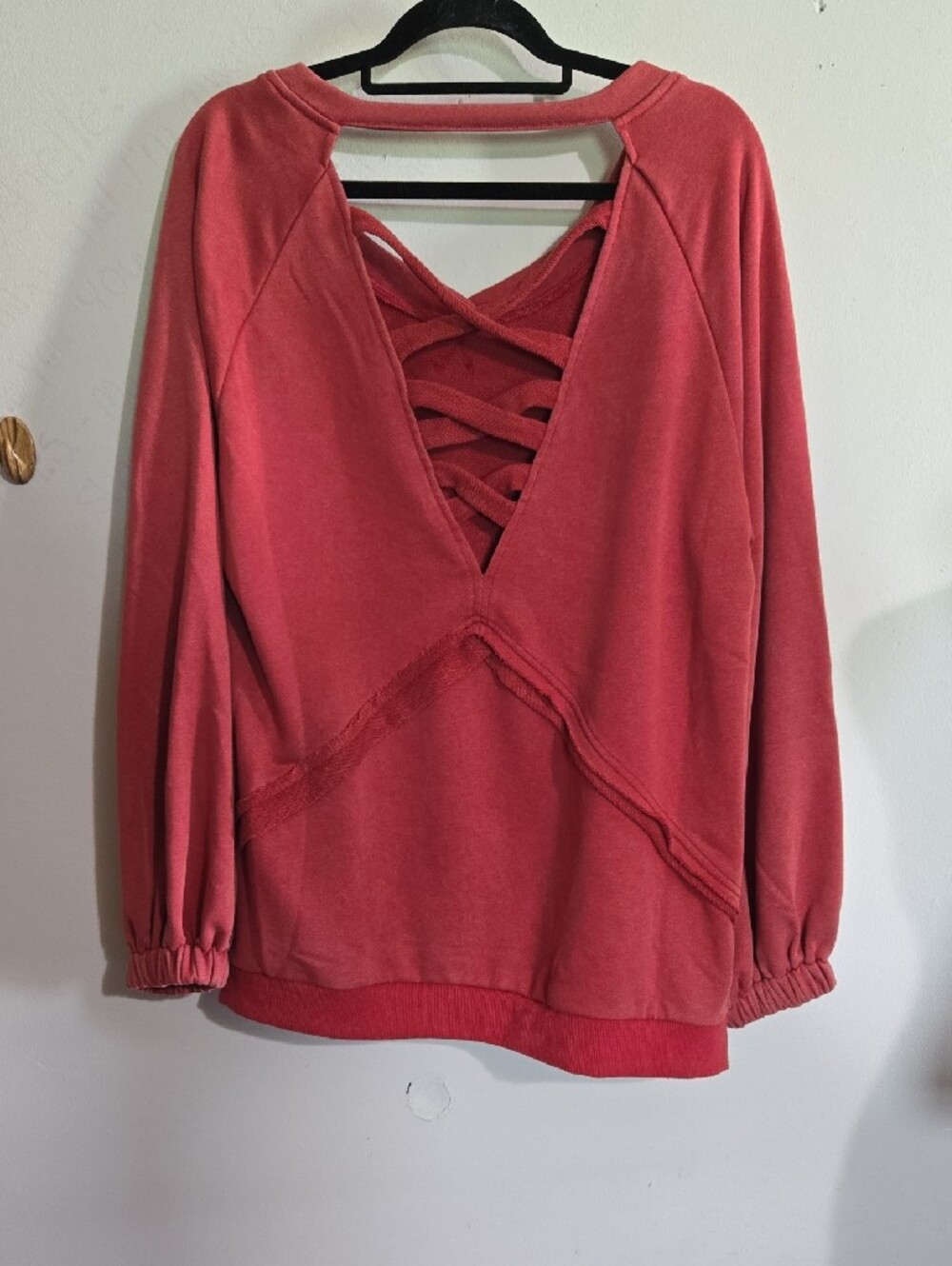 P123 NWT POL Crewneck Sweatshirt Criss Cross Back Cutout Raglan Seam Distressed - Picture 8 of 14